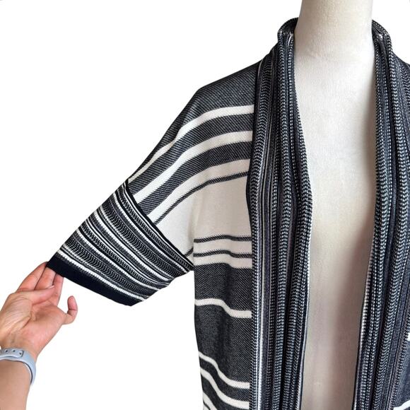 Vince Black & White Stripe Knit Short Sleeve Longline Open Cardigan Sweater - Picture 7 of 12